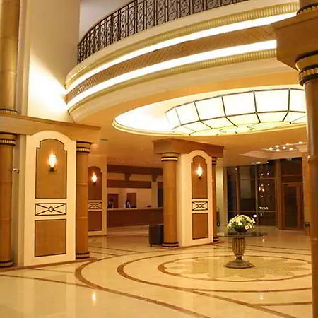 Majestic Resort 4*